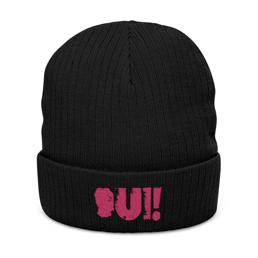 Trendy Ribbed Knit Beanie with 'Qui!' Embroidery – Stylish Winter Accessory for All Seasons